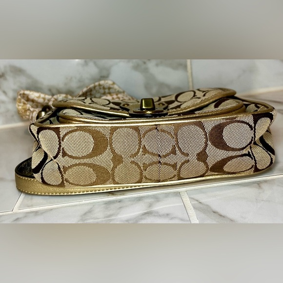 Vintage Coach Signature Penny Flap Shoulder Bag with Bag Scarf - EUC - Picture 6 of 13